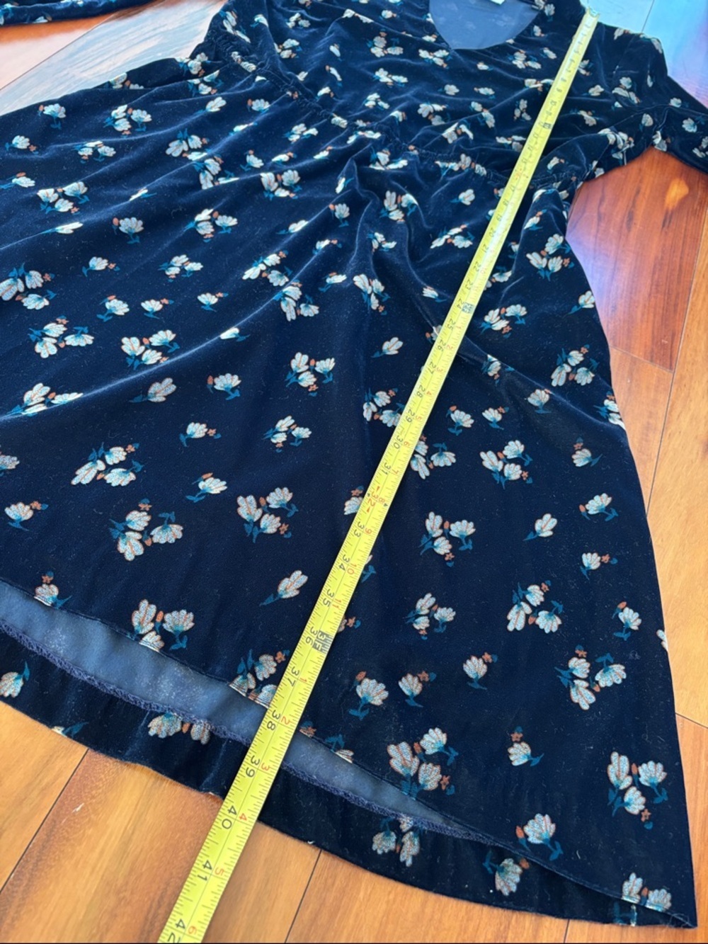 Cabi dress - Picture 8 of 9
